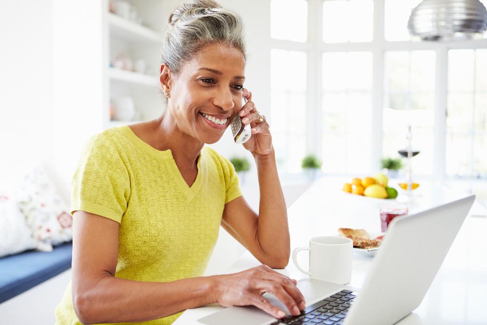 A dental insurance agent on the phone in Burnaby BC