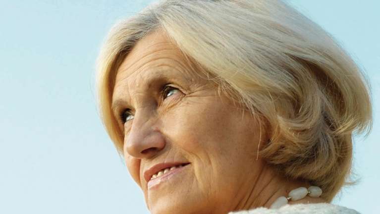 An elderly woman with Dentures from Burnaby, BC Residents