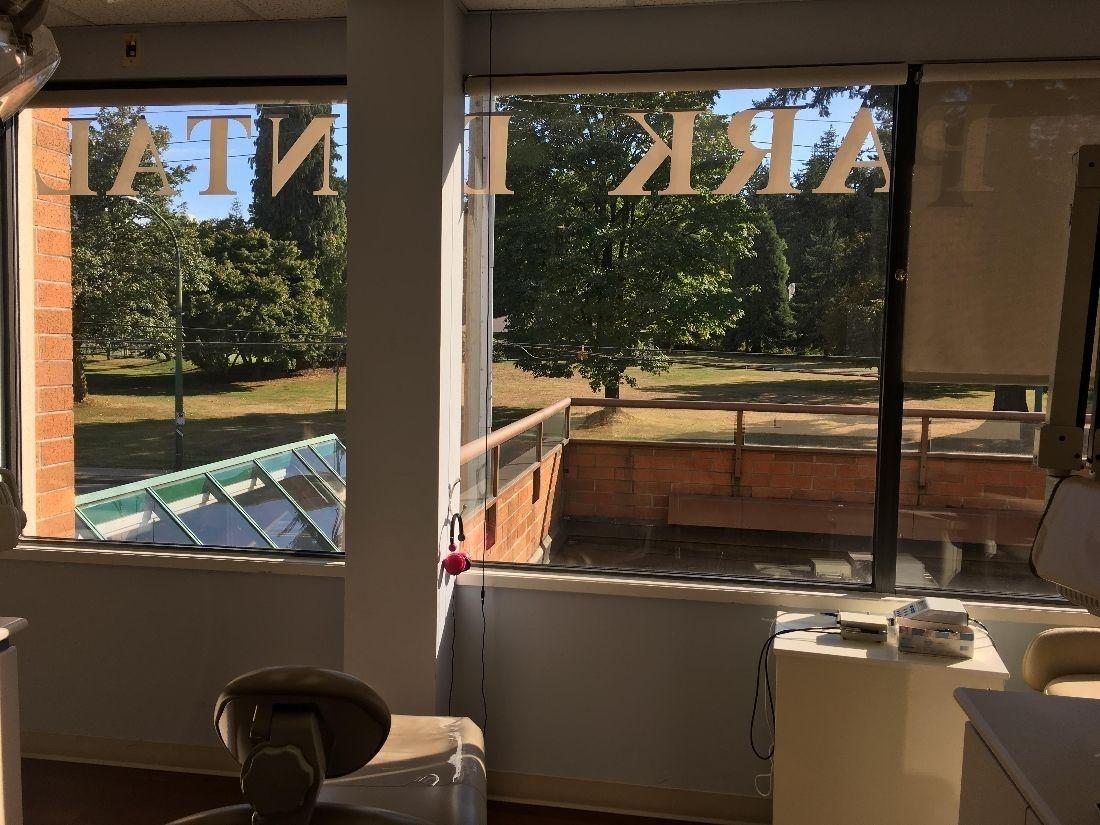 Dental clinic with window