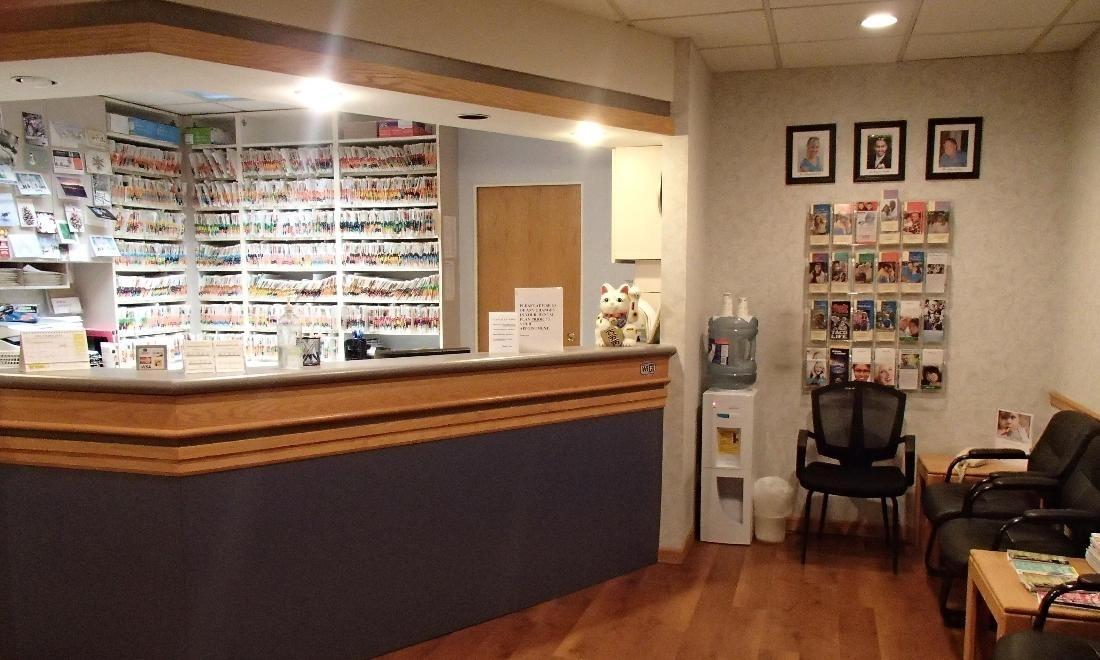 patient welcome desk | Central Park Dental Clinic